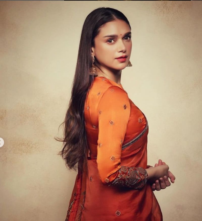 Aditi Rao Hydari Impresses Everyone In A Stunning Burnt Orange Raw Mango Saree